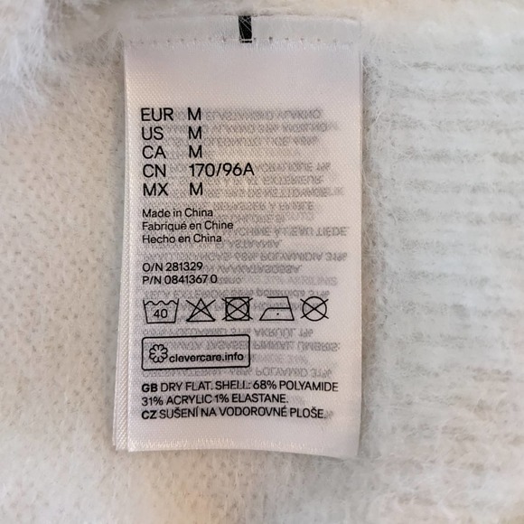 H & M Fuzzy Cream Cropped Sweater Crew Neck Mid Sleeve Pullover Size M - Picture 6 of 6